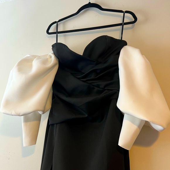 ASOS puff sleeve, high slit, form fitting Size 10 - Picture 2 of 3